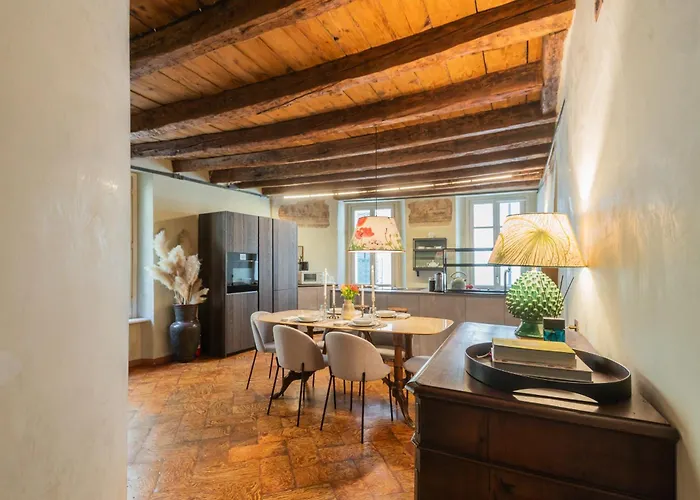 Pantero By Rent Como